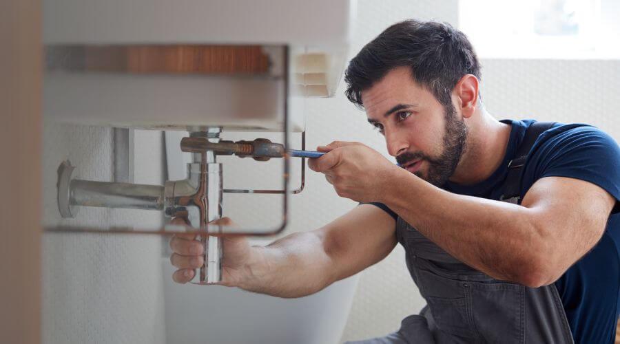 Local expert plumbing services in Moffit, ND